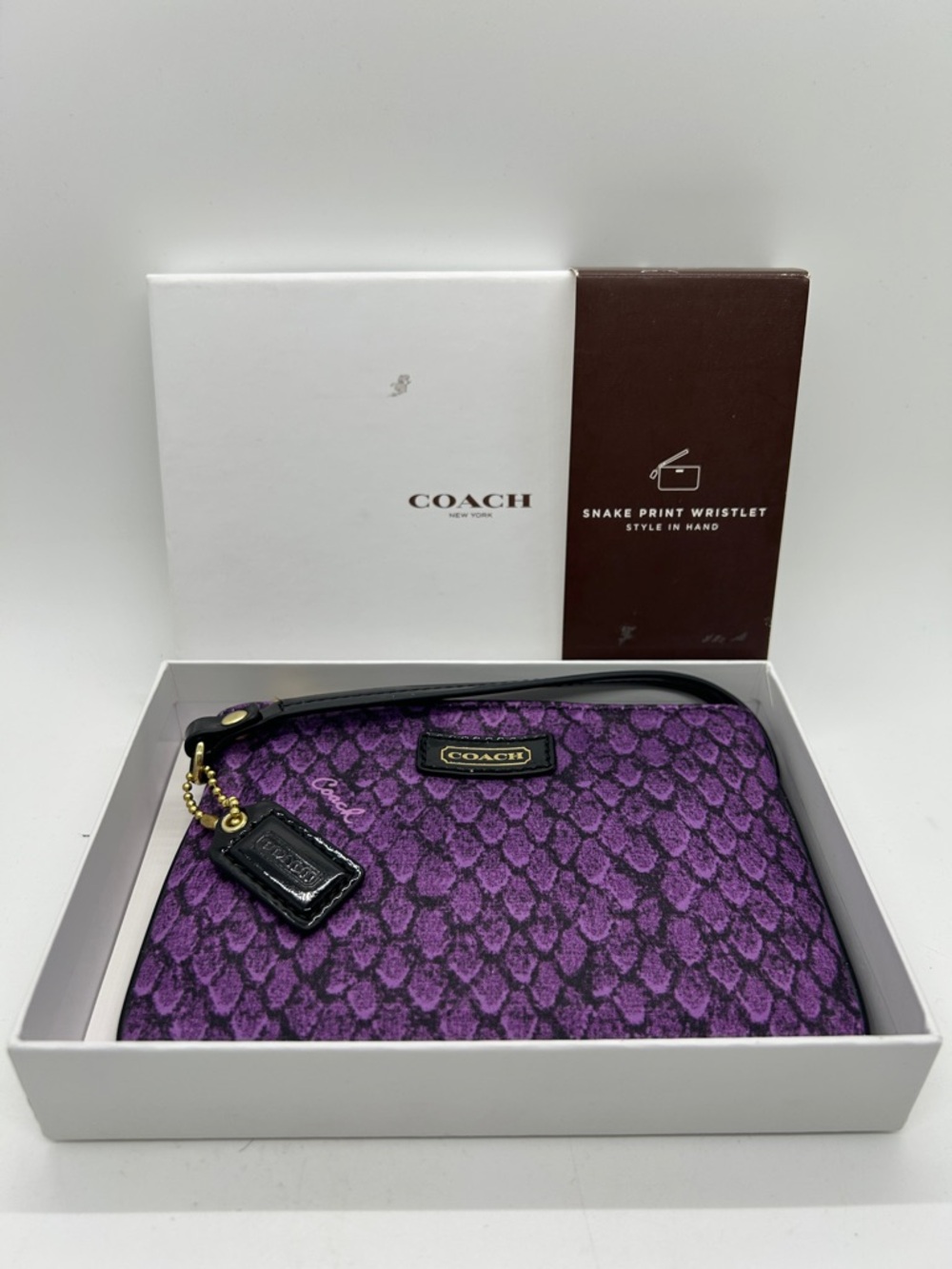 Coach NIB Purple Snake-Print Wristlet Clutch with Gold Accents 🥀🥀